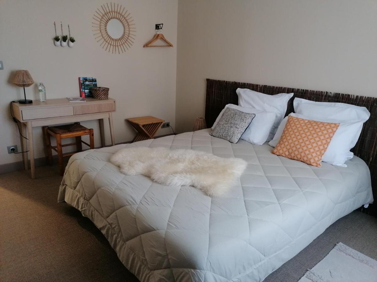 Le104Bis Bed and Breakfast Poitiers Eksteriør billede